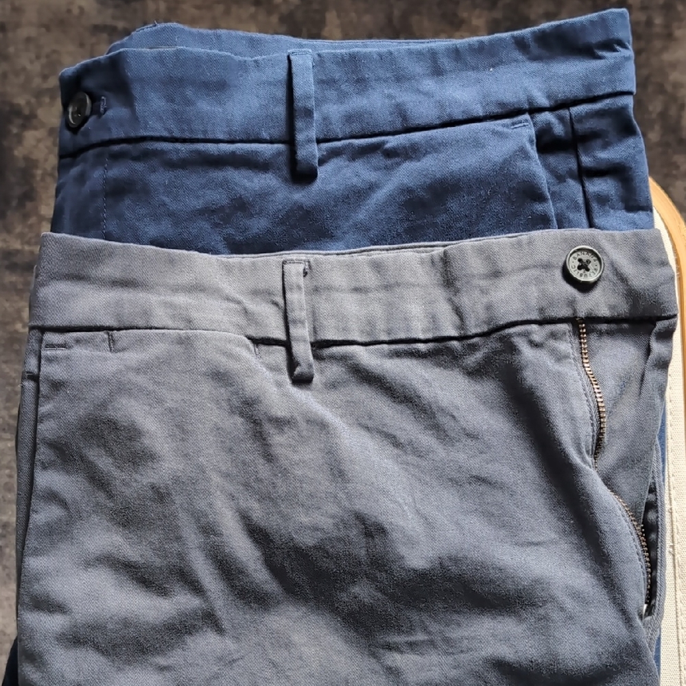 Banana Republic Men's Navy and Charcoal Chinos